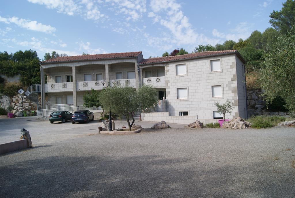 Appart'Hotel Les Rochers Auriol Екстер'єр фото