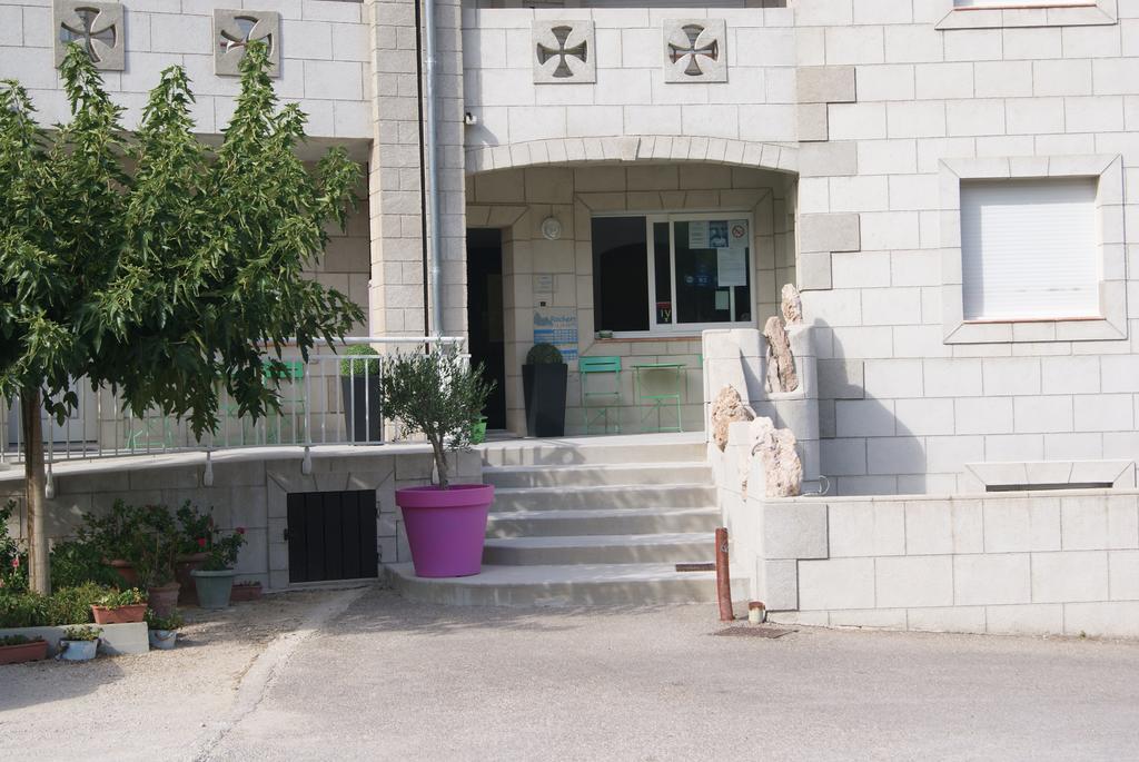 Appart'Hotel Les Rochers Auriol Екстер'єр фото