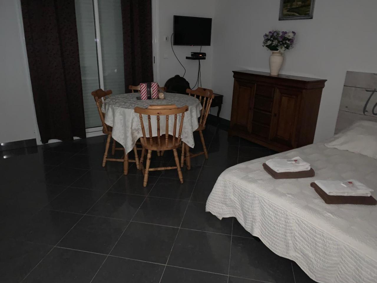 Appart'Hotel Les Rochers Auriol Екстер'єр фото